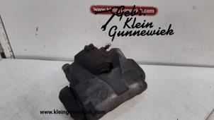 Used Front brake calliper, left Renault Captur Price on request offered by Gebr.Klein Gunnewiek Ho.BV