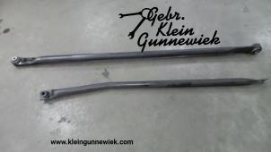 Used Rear torque rod, left Opel Vivaro Price on request offered by Gebr.Klein Gunnewiek Ho.BV