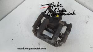 Used Rear brake calliper, right Opel Mokka Price on request offered by Gebr.Klein Gunnewiek Ho.BV