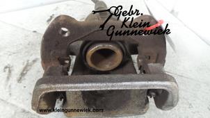 Used Rear brake calliper, right BMW 1-Serie Price € 25,00 Margin scheme offered by Gebr.Klein Gunnewiek Ho.BV