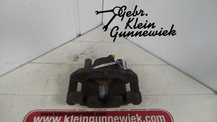 Front brake calliper, left from a BMW 3-Serie 2002