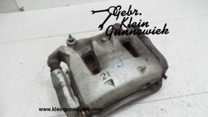 Used Front brake calliper, right Nissan Leaf Price on request offered by Gebr.Klein Gunnewiek Ho.BV