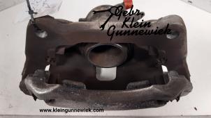 Used Front brake calliper, right Volkswagen Golf Price on request offered by Gebr.Klein Gunnewiek Ho.BV