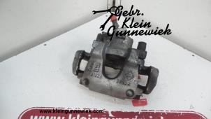 Used Front brake calliper, right Renault Clio Price on request offered by Gebr.Klein Gunnewiek Ho.BV