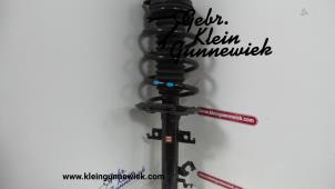 Used Front shock absorber rod, right Nissan X-Trail Price on request offered by Gebr.Klein Gunnewiek Ho.BV