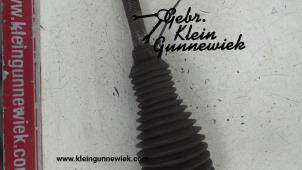 Used Tie rod, left Audi Q7 Price on request offered by Gebr.Klein Gunnewiek Ho.BV