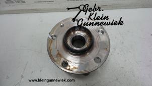 Usagé Moyeu de roue avant Volkswagen Golf Prix sur demande proposé par Gebr.Klein Gunnewiek Ho.BV