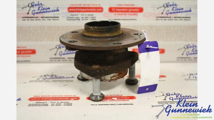 Begagnade Framhjulsnav Skoda Octavia Pris € 18,00 Marginaltabell erbjuds av Klein Gunnewiek Autodemontage & Motorentechniek