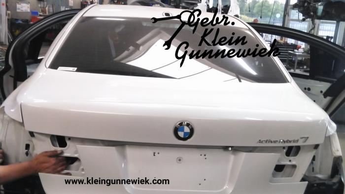 Couvercle coffre d'un BMW 7-Serie 2012