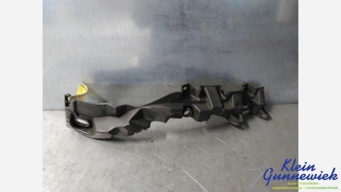 Begagnade Front Renault Laguna Pris € 135,00 Marginaltabell erbjuds av Klein Gunnewiek Autodemontage & Motorentechniek