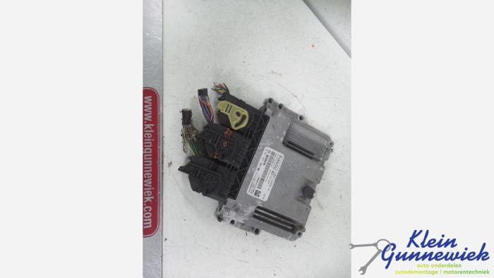 Used Injection computer Ford Focus Price € 125,00 Margin scheme offered by Klein Gunnewiek Autodemontage & Motorentechniek