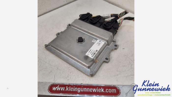 Used Injection computer Renault Clio Price € 30,00 Margin scheme offered by Klein Gunnewiek Autodemontage & Motorentechniek