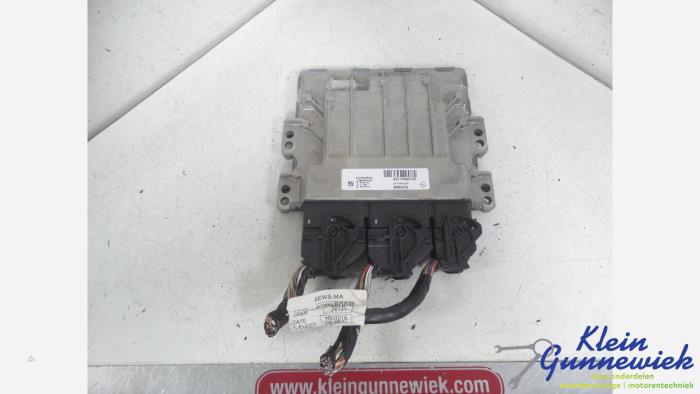 Used Injection computer Renault Captur Price € 126,00 Margin scheme offered by Klein Gunnewiek Autodemontage & Motorentechniek