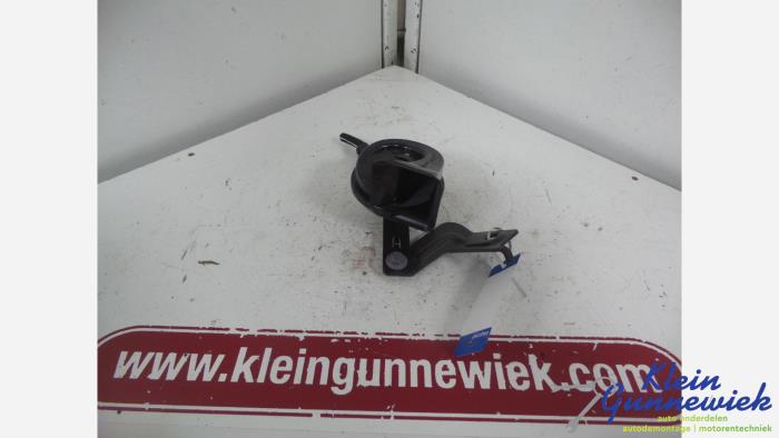 Używane Klakson Renault Trafic Cena € 21,00 Procedura marży oferowane przez Klein Gunnewiek Autodemontage & Motorentechniek