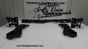 Usagé Support pare-chocs arrière gauche Volkswagen Touran Prix sur demande proposé par Gebr.Klein Gunnewiek Ho.BV