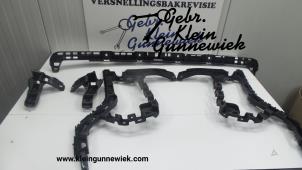 Usados Soporte de parachoques izquierda detrás Volkswagen Golf Precio de solicitud ofrecido por Gebr.Klein Gunnewiek Ho.BV