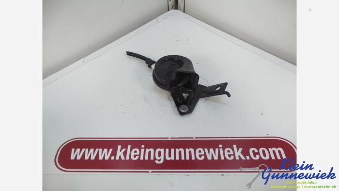 Używane Klakson Renault Trafic Cena € 21,00 Procedura marży oferowane przez Klein Gunnewiek Autodemontage & Motorentechniek
