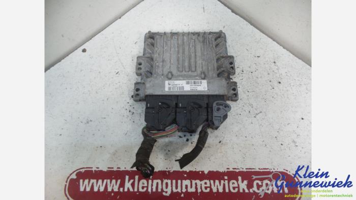 Used Injection computer Renault Megane Price € 67,00 Margin scheme offered by Klein Gunnewiek Autodemontage & Motorentechniek