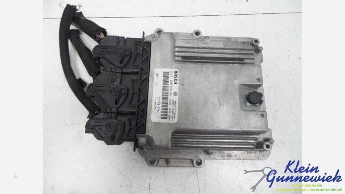 Used Injection computer Renault Kangoo Price € 79,00 Margin scheme offered by Klein Gunnewiek Autodemontage & Motorentechniek