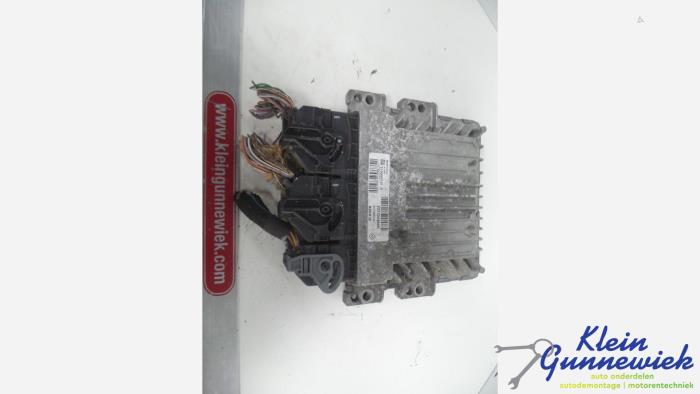 Used Injection computer Renault Megane Price € 67,00 Margin scheme offered by Klein Gunnewiek Autodemontage & Motorentechniek