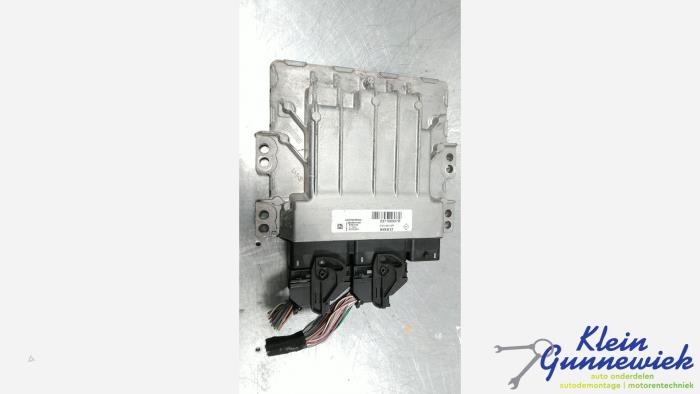 Used Injection computer Renault Captur Price € 126,00 Margin scheme offered by Klein Gunnewiek Autodemontage & Motorentechniek