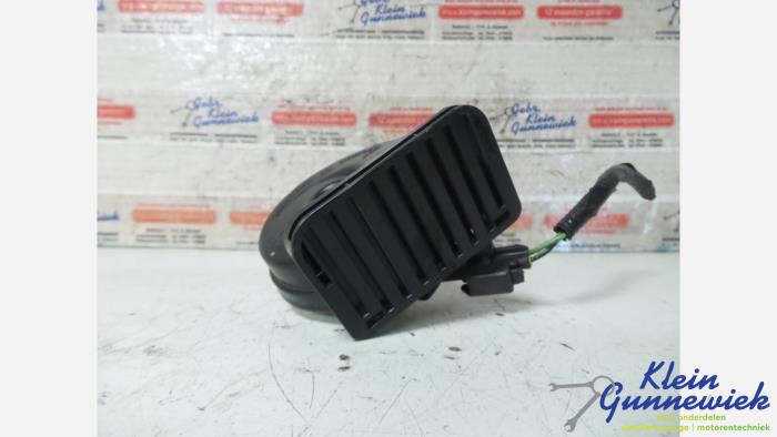 Używane Klakson Ford B-Max Cena € 15,00 Procedura marży oferowane przez Klein Gunnewiek Autodemontage & Motorentechniek