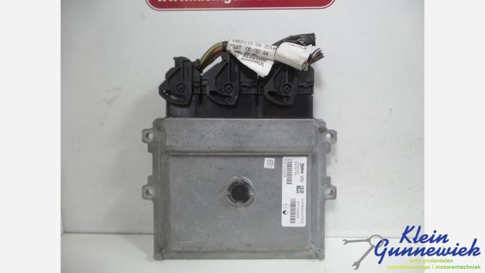 Used Injection computer Renault Clio Price € 35,00 Margin scheme offered by Klein Gunnewiek Autodemontage & Motorentechniek
