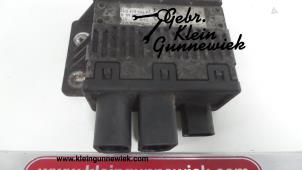 Używane Sterownik ukladu chlodzenia Volkswagen Transporter Cena € 45,00 Procedura marży oferowane przez Gebr.Klein Gunnewiek Ho.BV