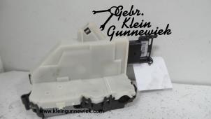 Used Rear door mechanism 4-door, right Peugeot Partner Price on request offered by Gebr.Klein Gunnewiek Ho.BV