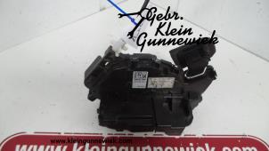 Usagé Serrure portière mécanique 4portes arrière gauche Volkswagen Tiguan Prix sur demande proposé par Gebr.Klein Gunnewiek Ho.BV