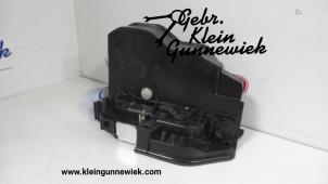 Used Rear door lock mechanism 4-door, left BMW 3-Serie Price € 40,00 Margin scheme offered by Gebr.Klein Gunnewiek Ho.BV