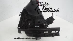 Usagé Serrure avant droite Volvo V50 Prix sur demande proposé par Gebr.Klein Gunnewiek Ho.BV