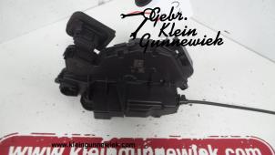 Used Front door lock mechanism 4-door, right Volkswagen Crafter Price on request offered by Gebr.Klein Gunnewiek Ho.BV
