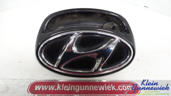 Usagé Poignée hayon Hyundai Ioniq Prix € 20,00 Règlement à la marge proposé par Klein Gunnewiek Autodemontage & Motorentechniek