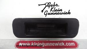 Gebrauchte Heckklappengriff Opel Zafira Preis auf Anfrage angeboten von Gebr.Klein Gunnewiek Ho.BV