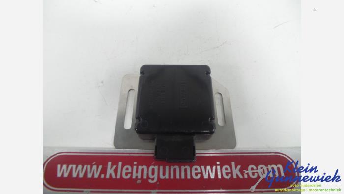 Używane Antena GPS Ford Galaxy Cena € 21,00 Procedura marży oferowane przez Klein Gunnewiek Autodemontage & Motorentechniek