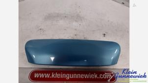 Używane Uchwyt tylnej klapy Opel Corsa Cena € 25,00 Procedura marży oferowane przez Klein Gunnewiek Autodemontage & Motorentechniek