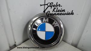 Używane Uchwyt tylnej klapy BMW 1-Serie Cena na żądanie oferowane przez Gebr.Klein Gunnewiek Ho.BV