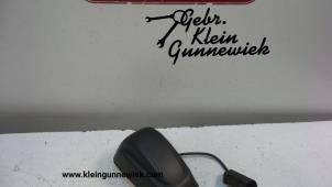 Używane Antena GPS Opel Corsa Cena na żądanie oferowane przez Gebr.Klein Gunnewiek Ho.BV