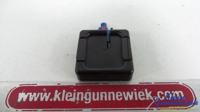 Używane Antena GPS Ford Transit Connect Cena € 15,00 Procedura marży oferowane przez Klein Gunnewiek Autodemontage & Motorentechniek