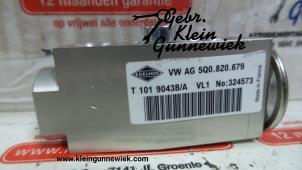 Używane Zawór rozprezny klimatyzacji Volkswagen Golf Cena na żądanie oferowane przez Gebr.Klein Gunnewiek Ho.BV