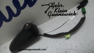 Used GPS antenna Opel Mokka Price on request offered by Gebr.Klein Gunnewiek Ho.BV