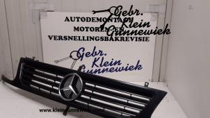 Used Grille Mercedes Vito Price on request offered by Gebr.Klein Gunnewiek Ho.BV