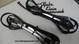 Usados Amortiguador de gas de capota Volkswagen Eos Precio de solicitud ofrecido por Gebr.Klein Gunnewiek Ho.BV