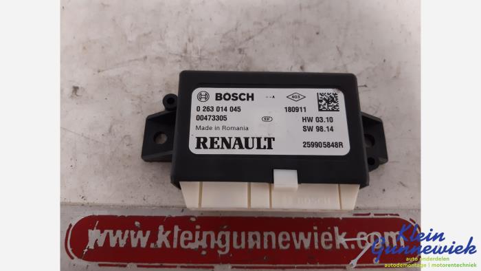 Usagé Module PDC Renault Captur Prix € 20,00 Règlement à la marge proposé par Klein Gunnewiek Autodemontage & Motorentechniek