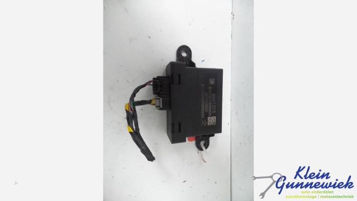 Begagnade PDC-modul Opel Karl Pris € 32,00 Marginaltabell erbjuds av Klein Gunnewiek Autodemontage & Motorentechniek