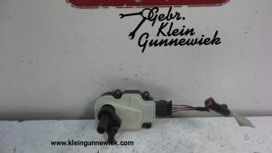 Gebrauchte Luft Leitung Audi A5 Preis € 65,00 Margenregelung angeboten von Gebr.Klein Gunnewiek Ho.BV