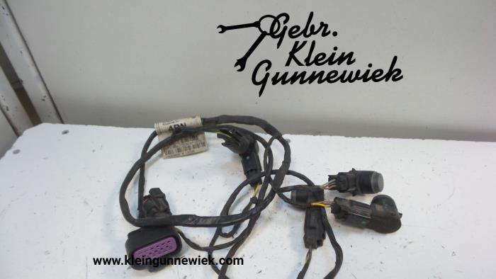Bosch Parking Sensor – Opel Gray Z177 – OEM 13282887 – 0 263 003 817