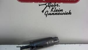 Used Headlight washer pump Volkswagen Touran Price € 20,00 Margin scheme offered by Gebr.Klein Gunnewiek Ho.BV