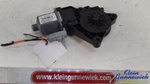 Begagnade Motor, dörrfönster Hyundai IX20 Pris € 25,00 Marginaltabell erbjuds av Klein Gunnewiek Autodemontage & Motorentechniek